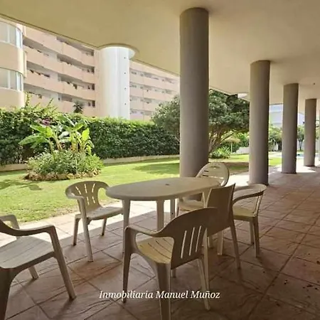 A Metros Del Castillo Sohai Apartment